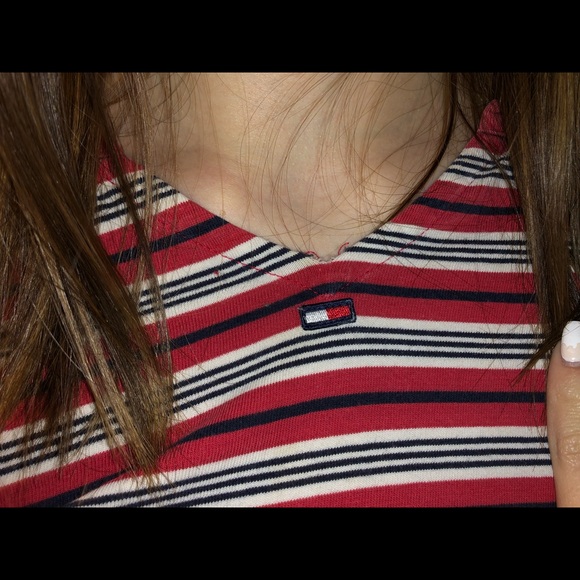 tommy hilfiger crop top - Picture 3 of 4
